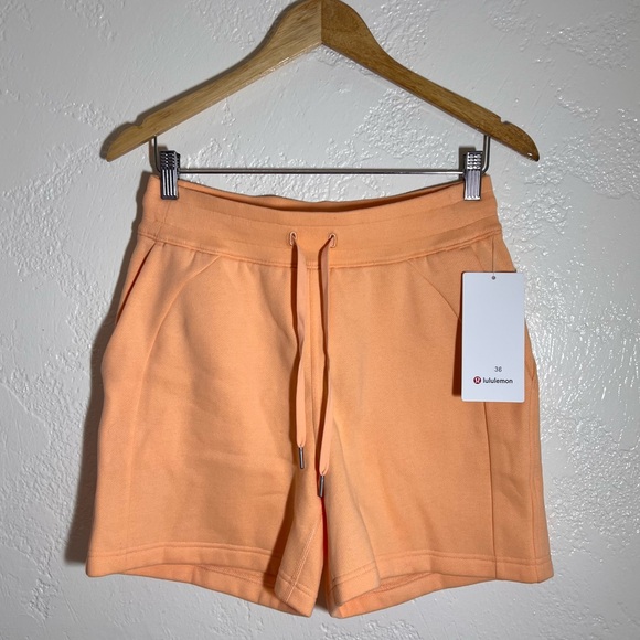 lululemon athletica Pants - Lululemon Scuba High-Rise Short 5" - Peach Bellini - Size 6